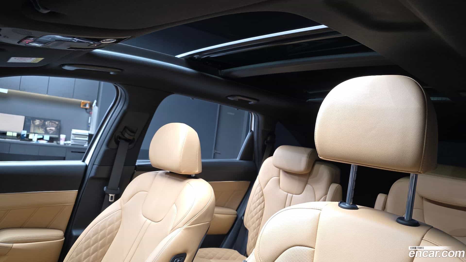 Sorento Kia 2023.1-OPTION-023