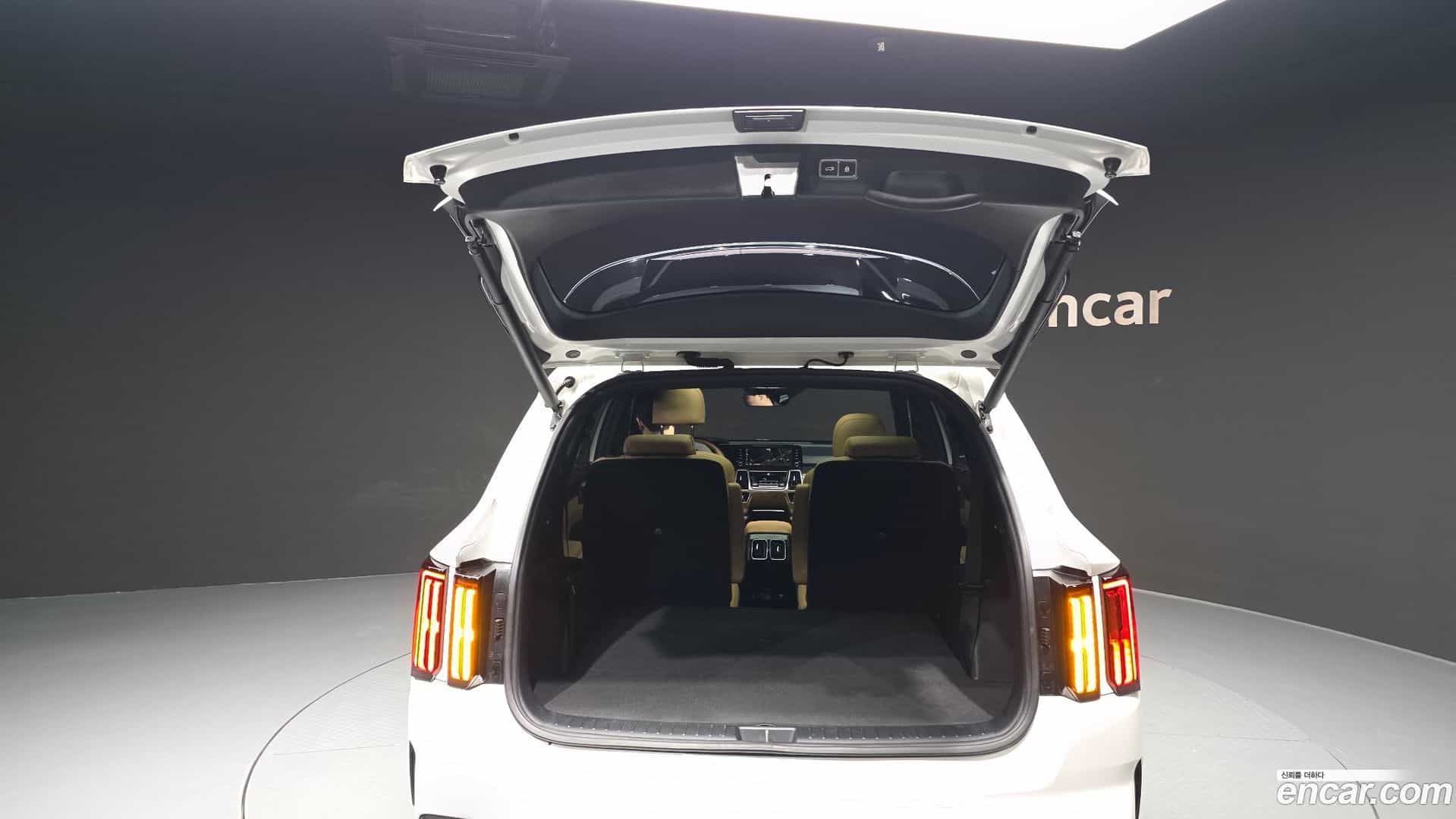 Sorento Kia 2023.1-OPTION-024