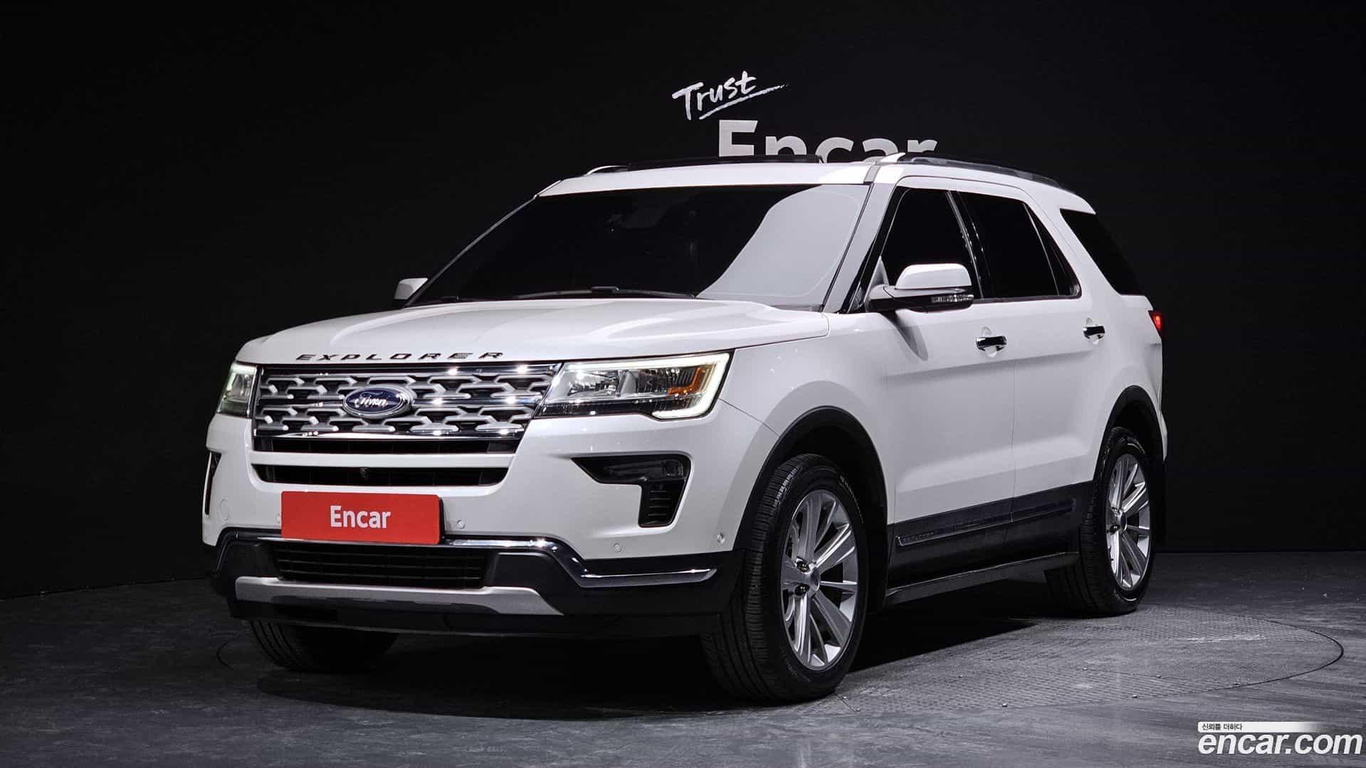 Explorer Ford 2018.11-OUTER-001