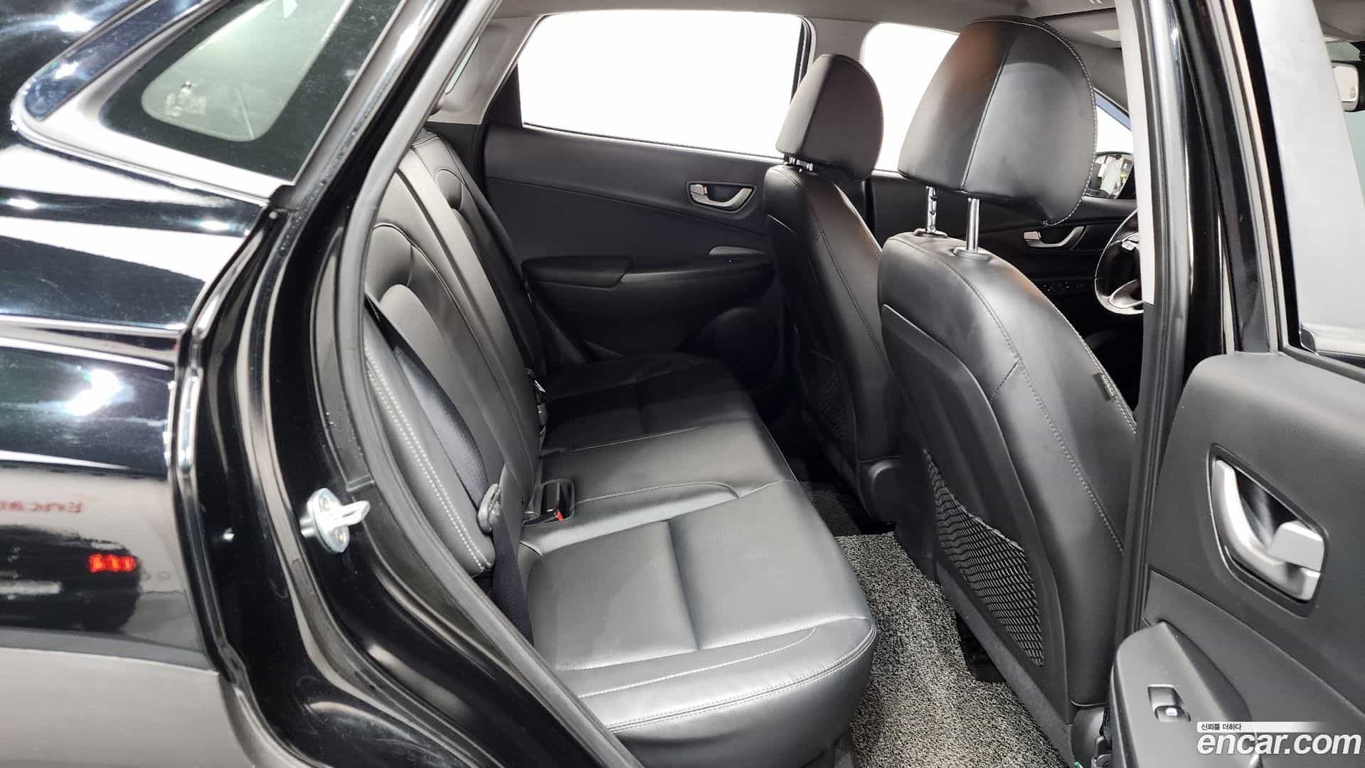 Kona Hyundai 2017.8-OPTION-016