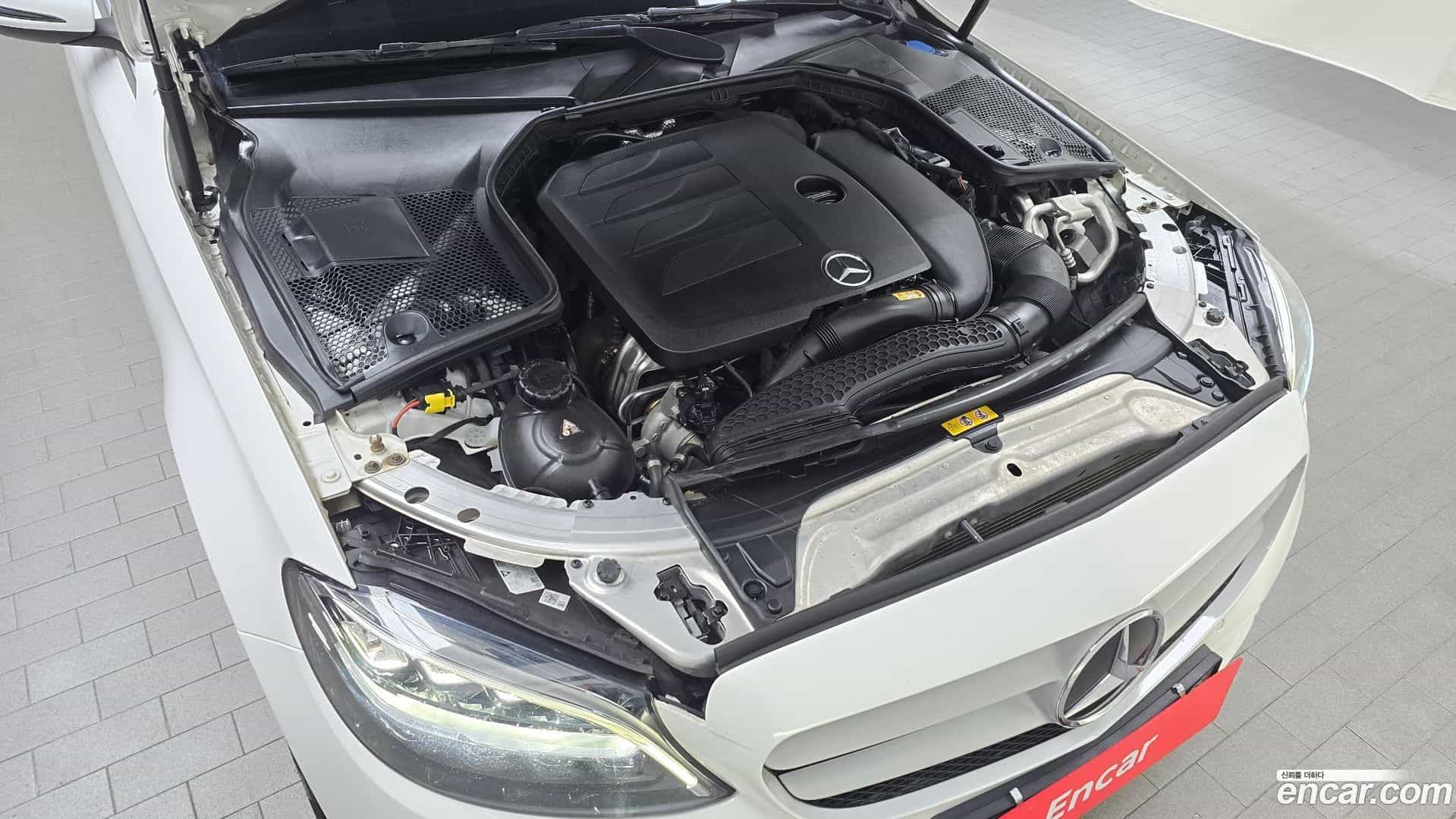 C-Class Mercedes-Benz 2020.5-OUTER-006