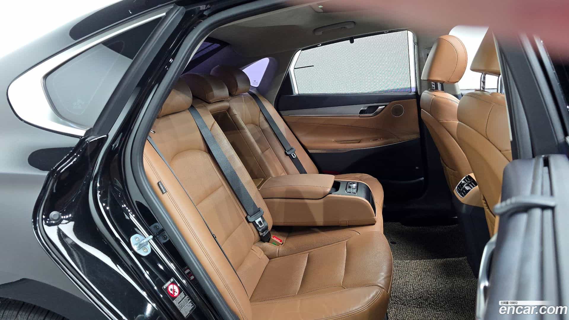 Grandeur Hyundai 2019.3-OPTION-016