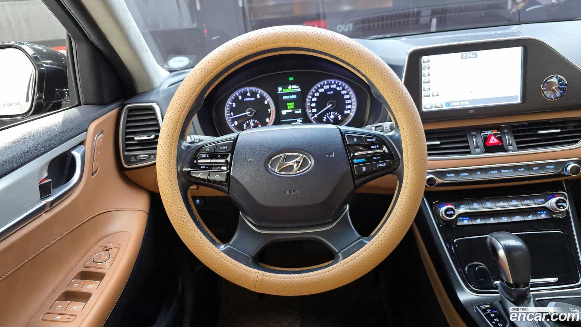 Grandeur Hyundai 2019.3-OPTION-017