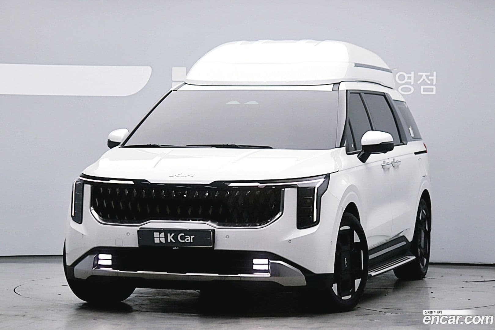 Main__Slider__Photo:Canival Kia 2024.0-0