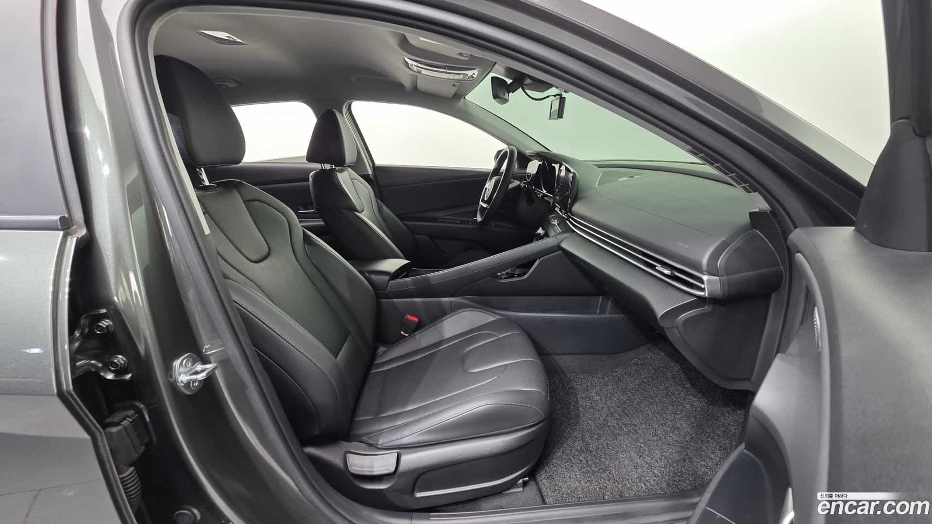 AVANTE Hyundai 2020.10-INNER-010