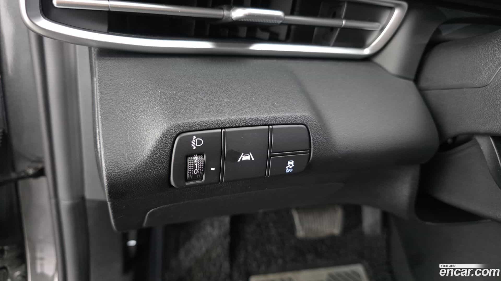 AVANTE Hyundai 2020.10-OPTION-017