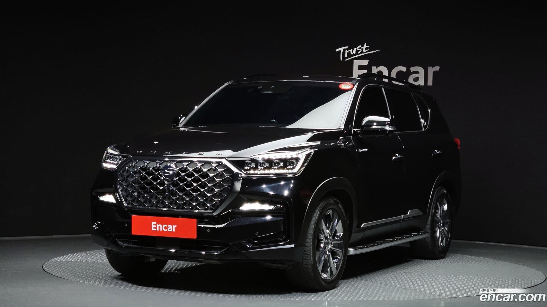 Main__Slider__Photo:Rexton KG Mobility 2022.9-0