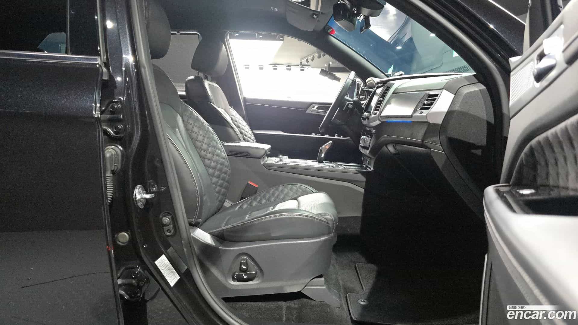 Rexton KG Mobility 2022.9-OPTION-015