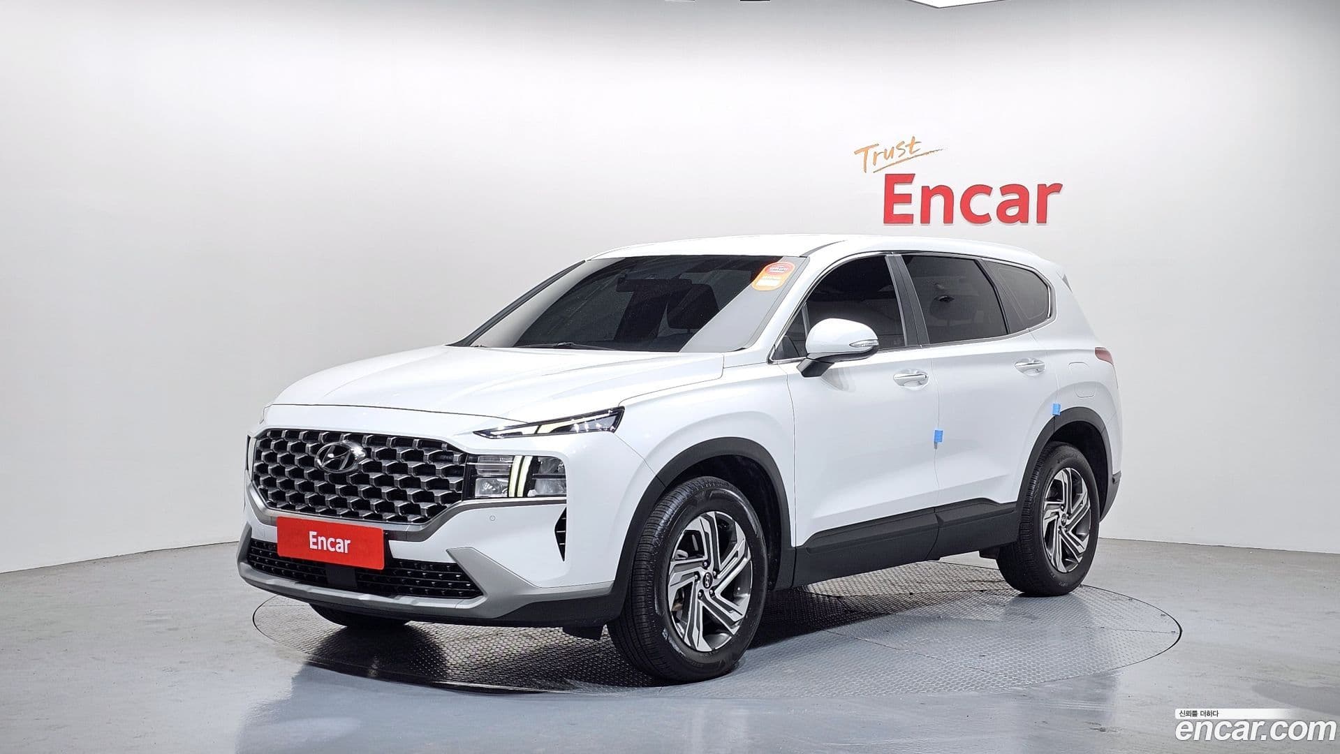 Main__Slider__Photo:Santafe Hyundai 2021.11-0
