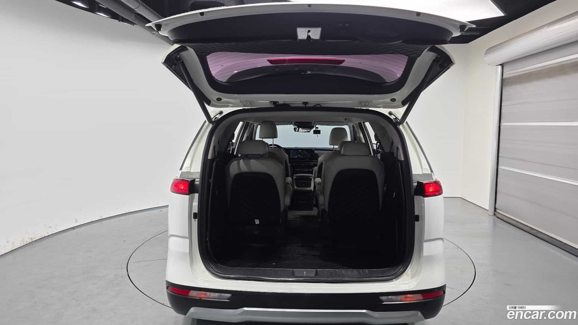 Canival Kia 2021.1-OPTION-024