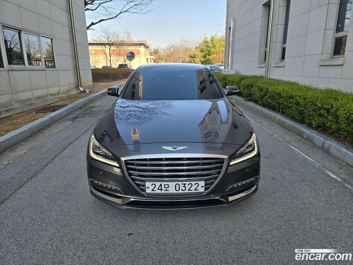 Main__Slider__Photo:G80 Genesis 2016.9-0
