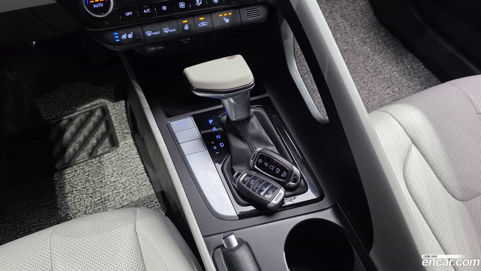 AVANTE Hyundai 2021.3-INNER-009