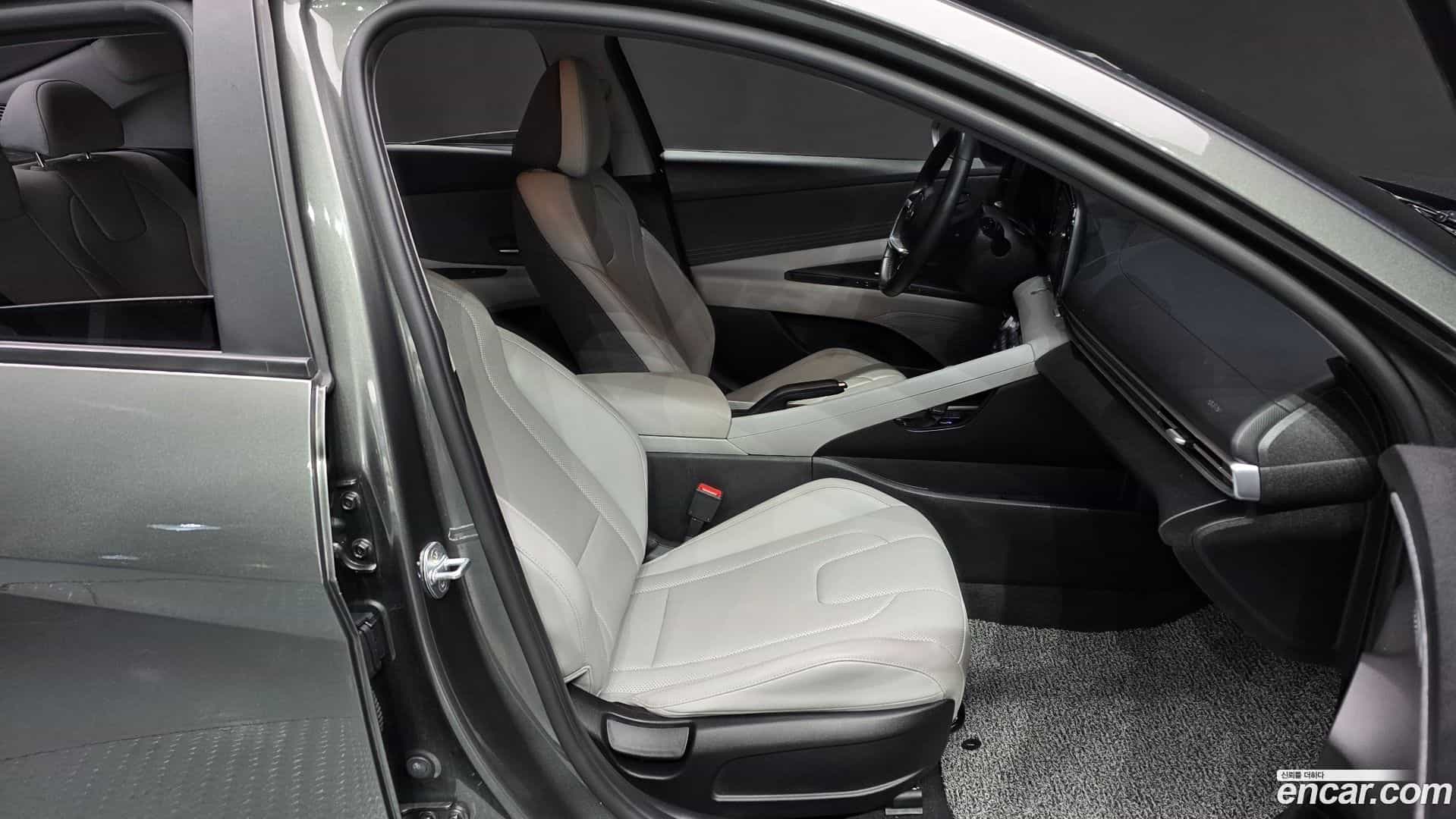 AVANTE Hyundai 2021.3-INNER-010