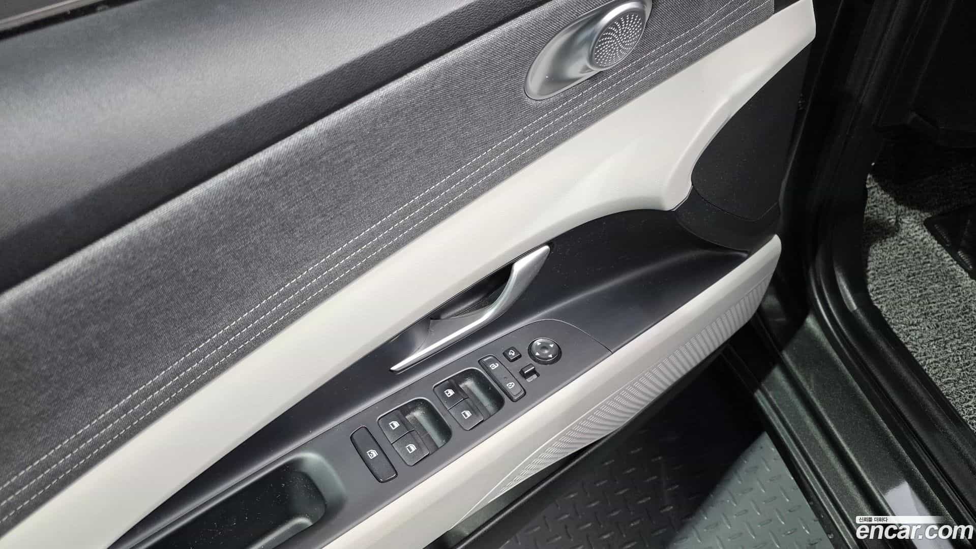 AVANTE Hyundai 2021.3-OPTION-022