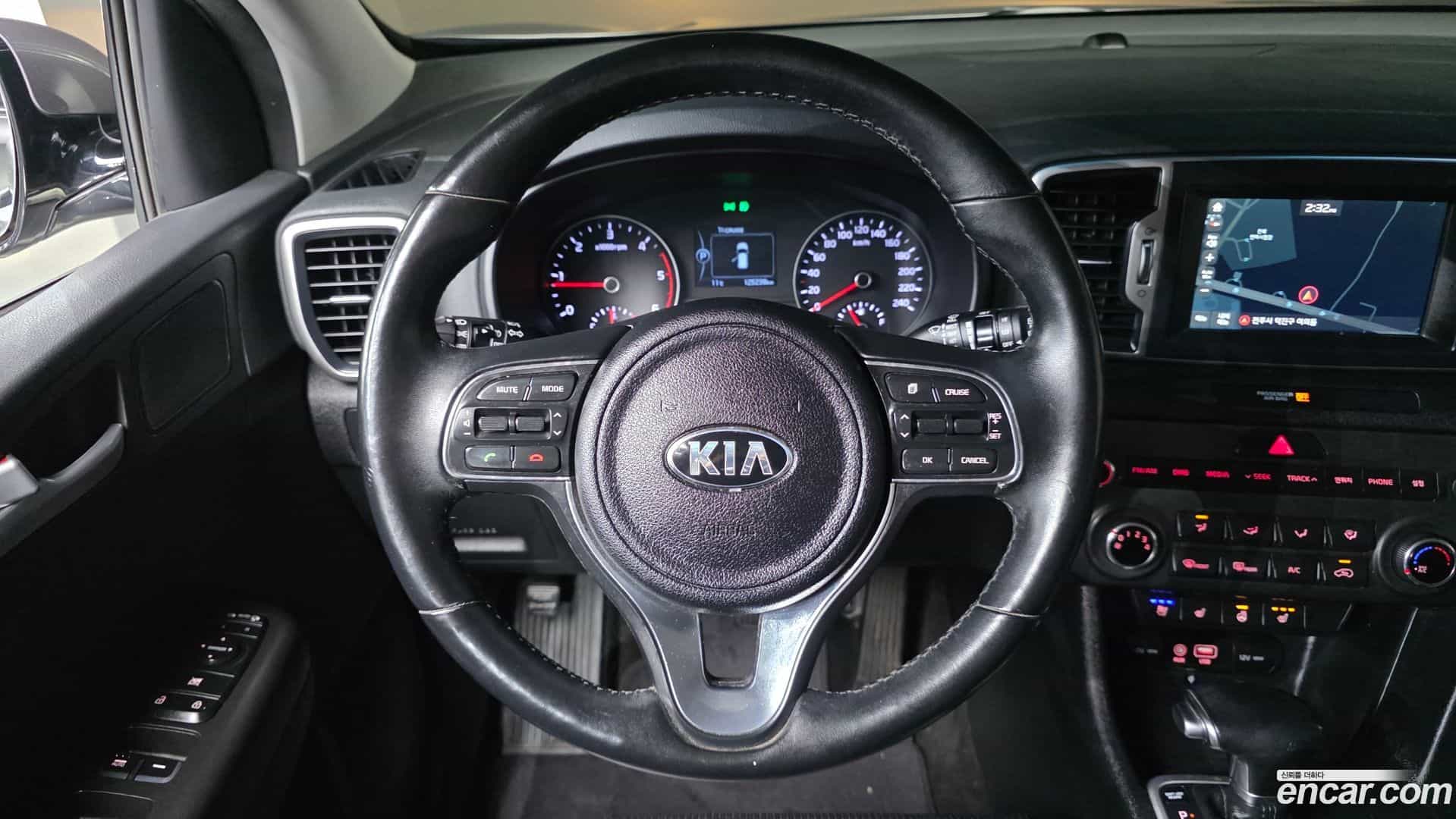 Sportage Kia 2015.8-OPTION-018
