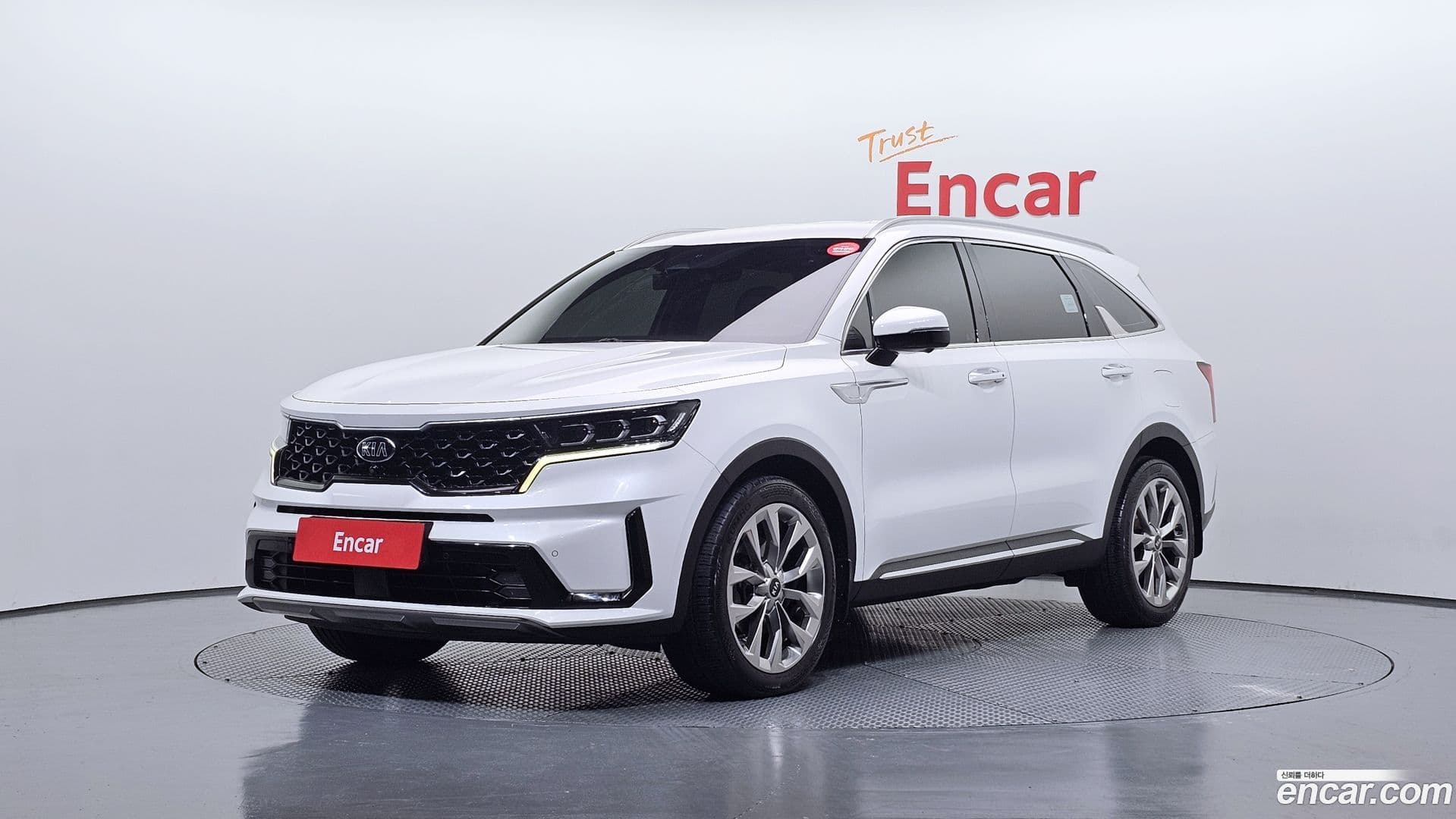 Main__Slider__Photo:Sorento Kia 2020.10-0
