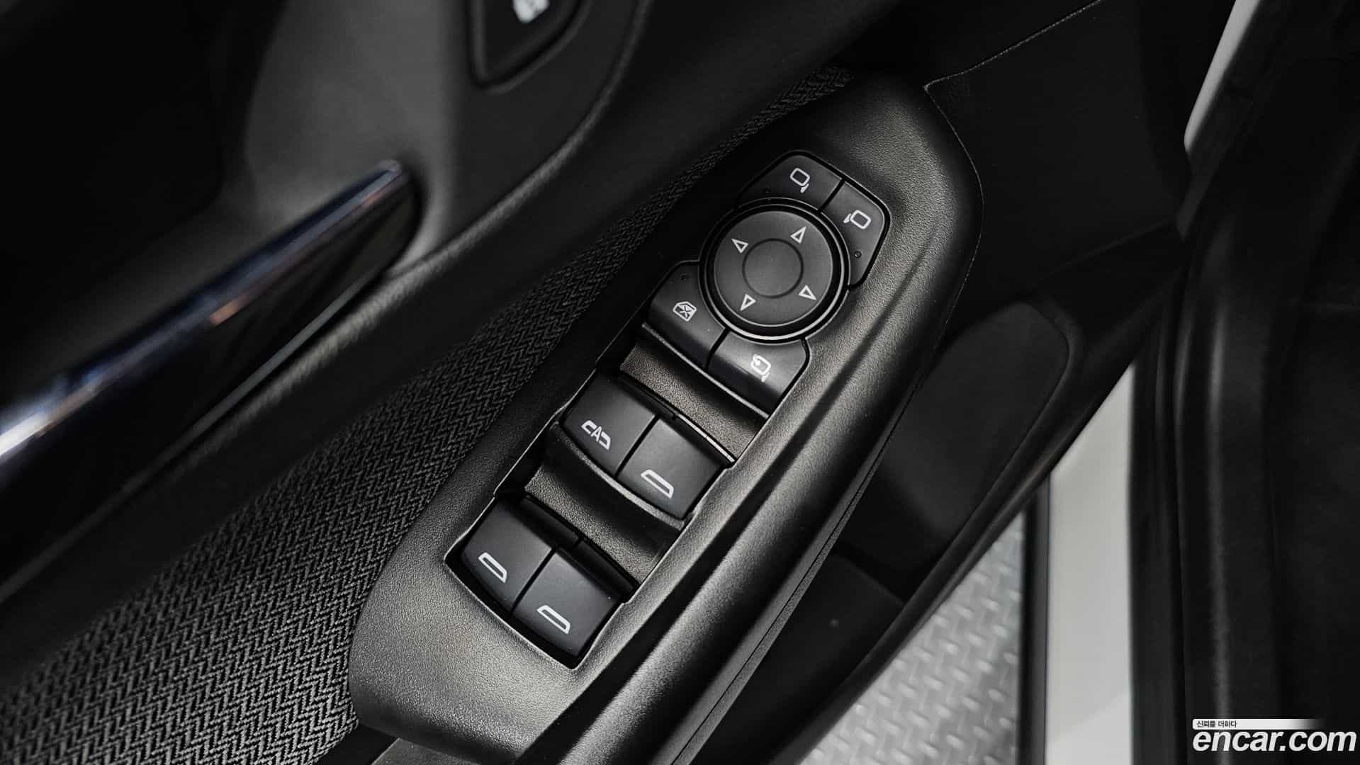 Trailblazer Chevrolet 2021.4-OPTION-016