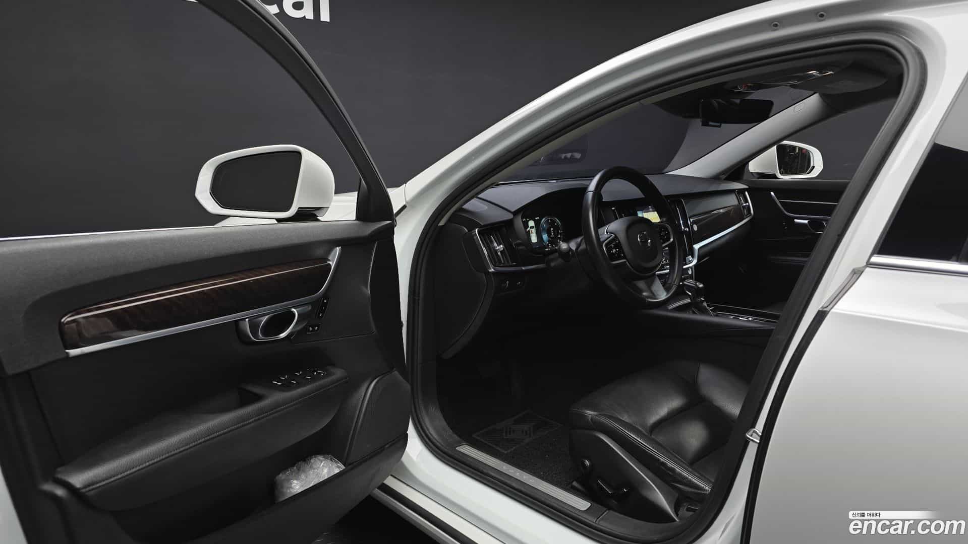 S90 Volvo 2017.1-INNER-010