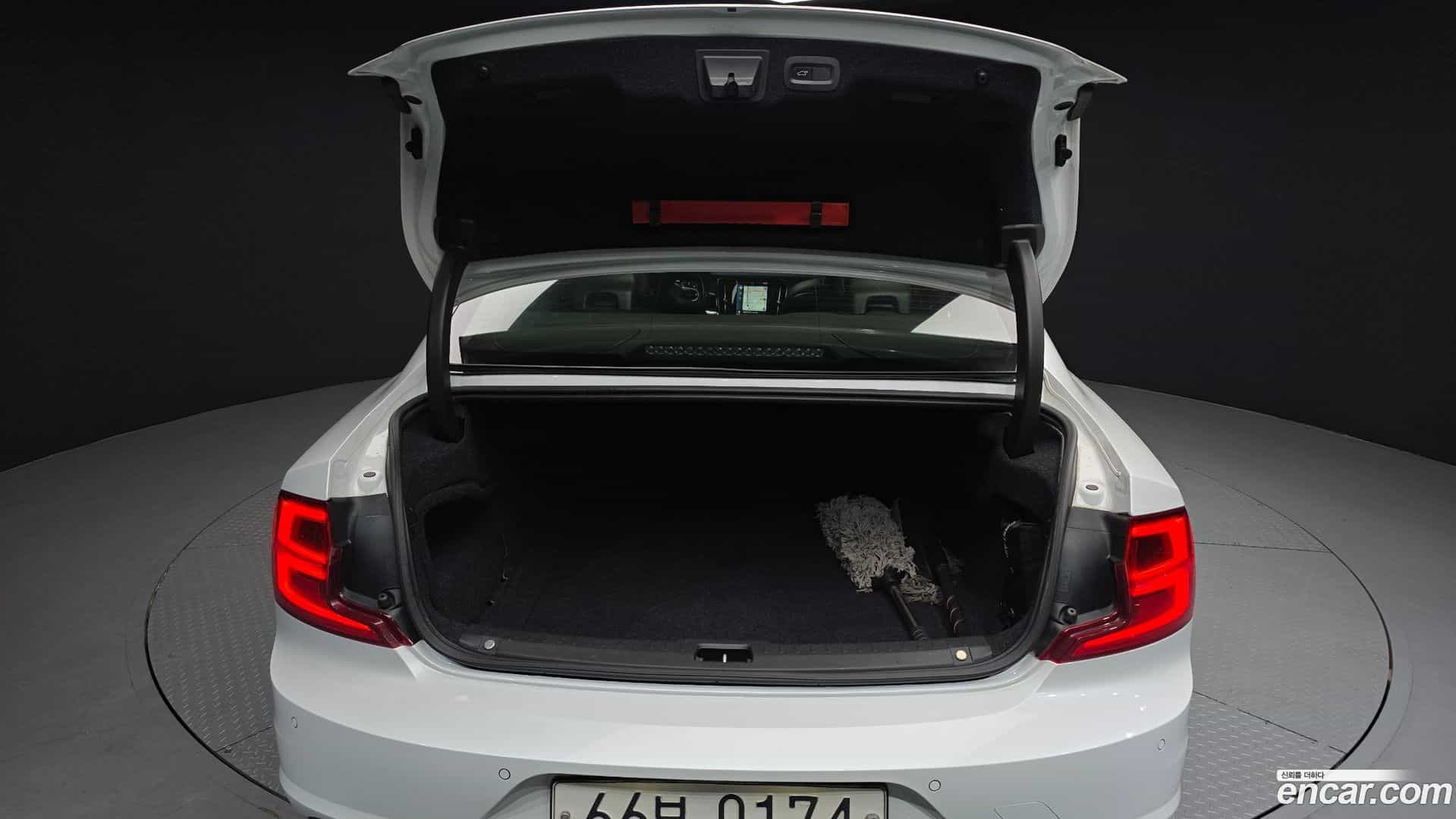 S90 Volvo 2017.1-OPTION-024