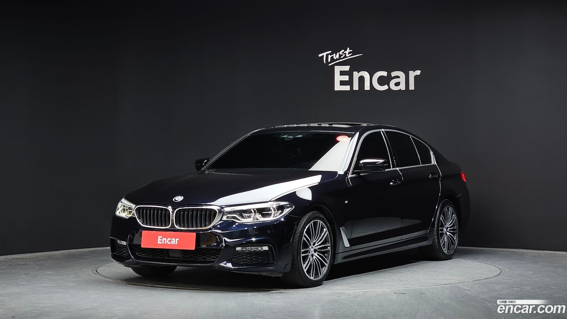 Main__Slider__Photo:5-Series BMW 2018.2-0