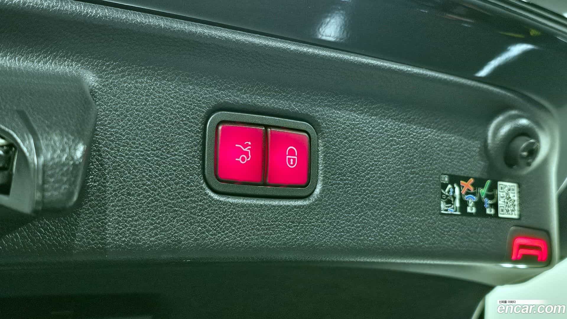 S-Class Mercedes-Benz 2022.0-OPTION-024