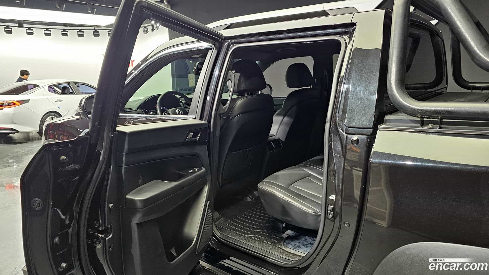 Rexton KG Mobility 2019.8-OPTION-015