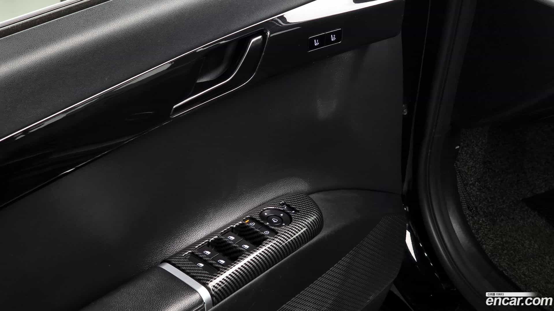 Grandeur Hyundai 2023.1-OPTION-021