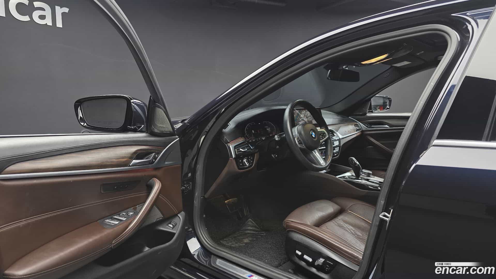 5-Series BMW 2020.6-INNER-010