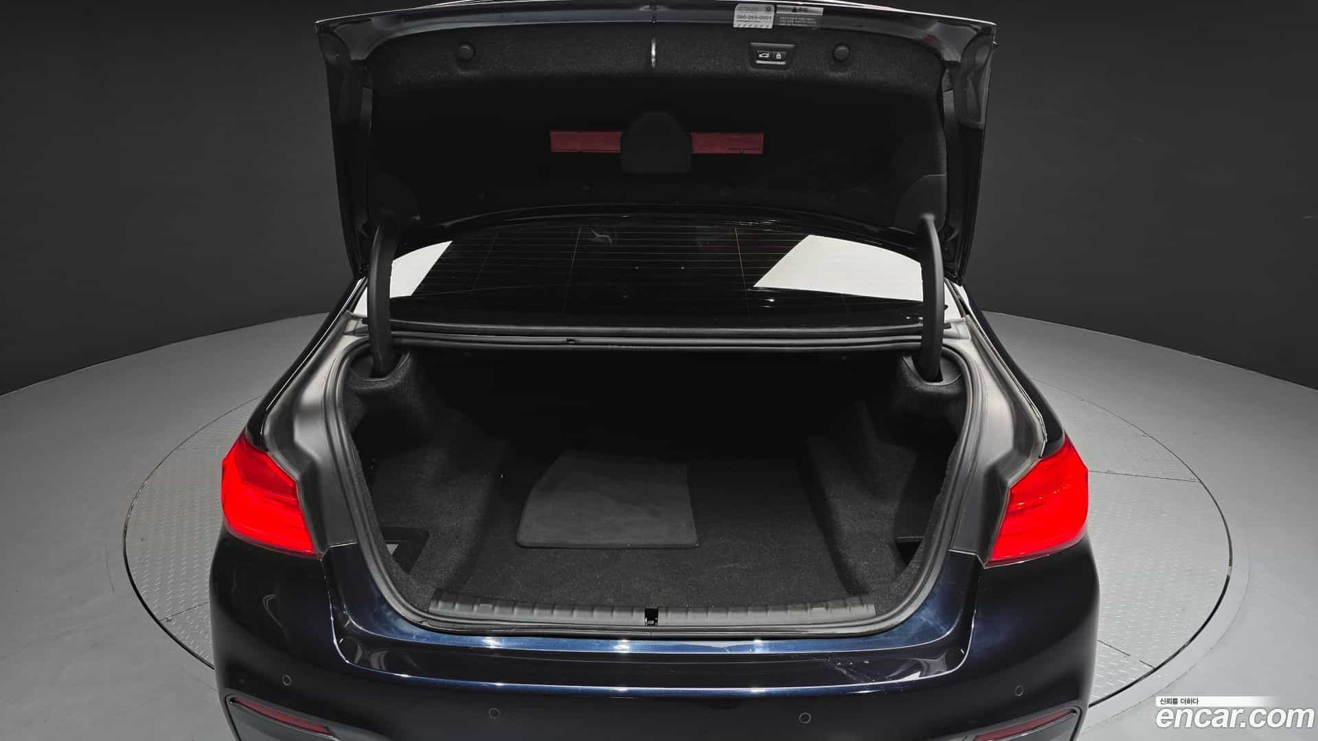 5-Series BMW 2020.6-OPTION-024