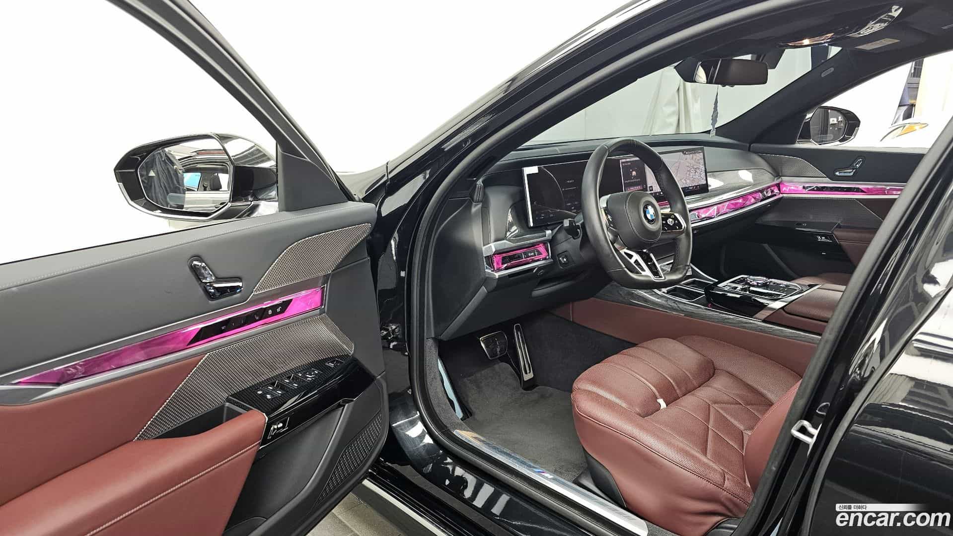 7-Series BMW 2023.7-INNER-010