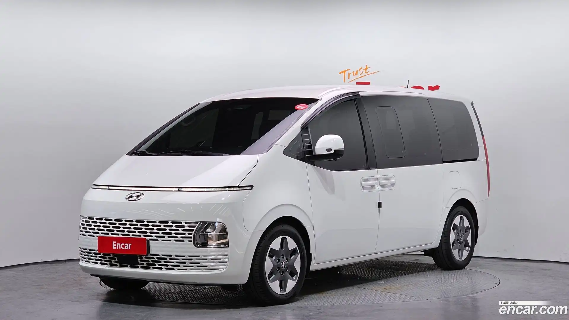 Staria Hyundai 2021.10-OUTER-001