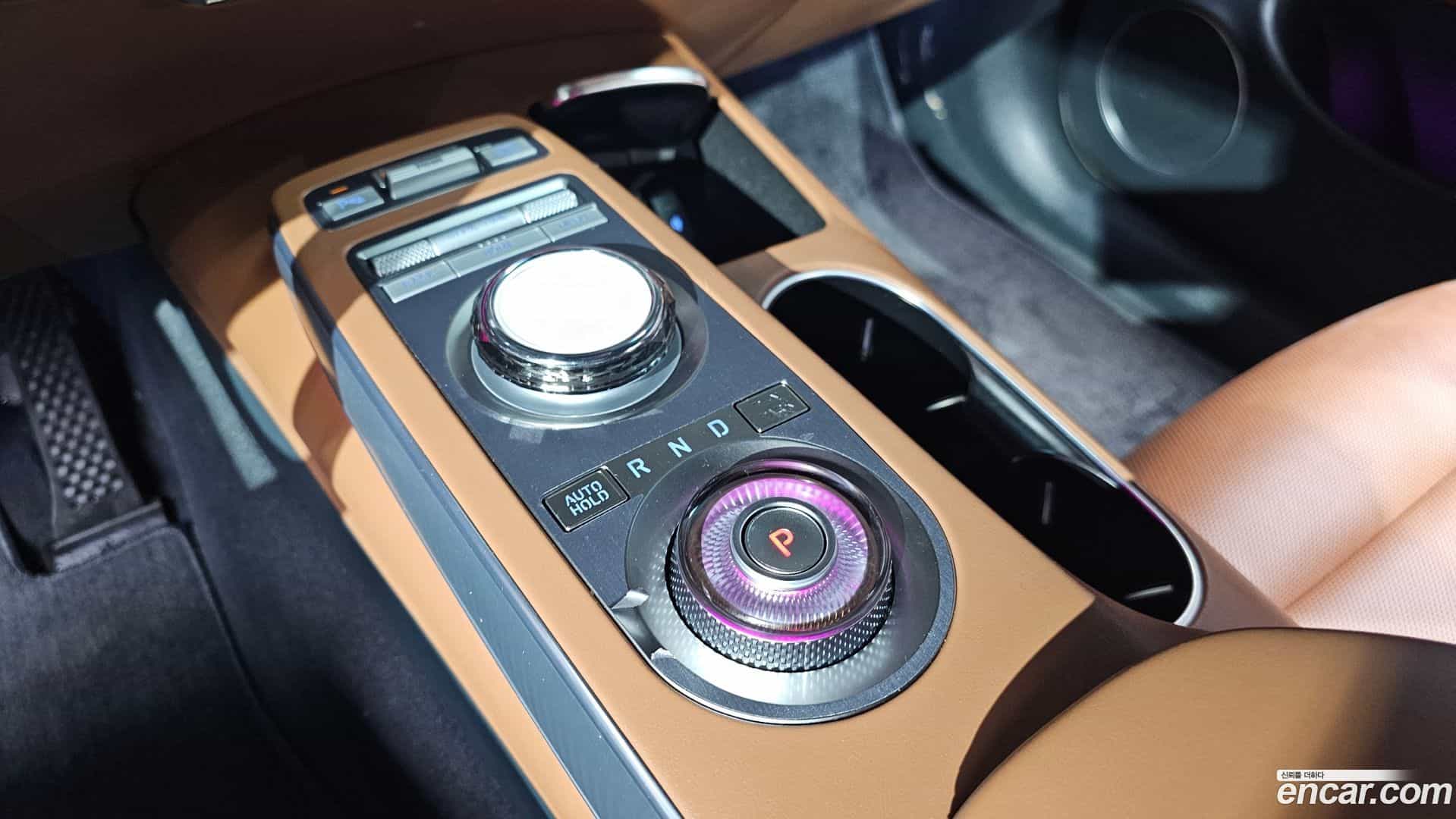 GV70 Genesis 2024.0-INNER-009