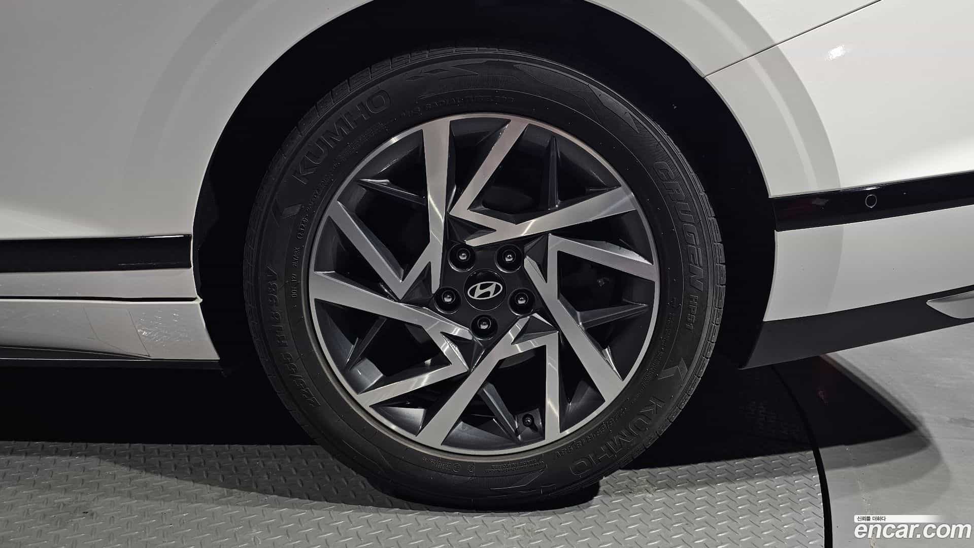 Grandeur Hyundai 2023.4-OUTER-005