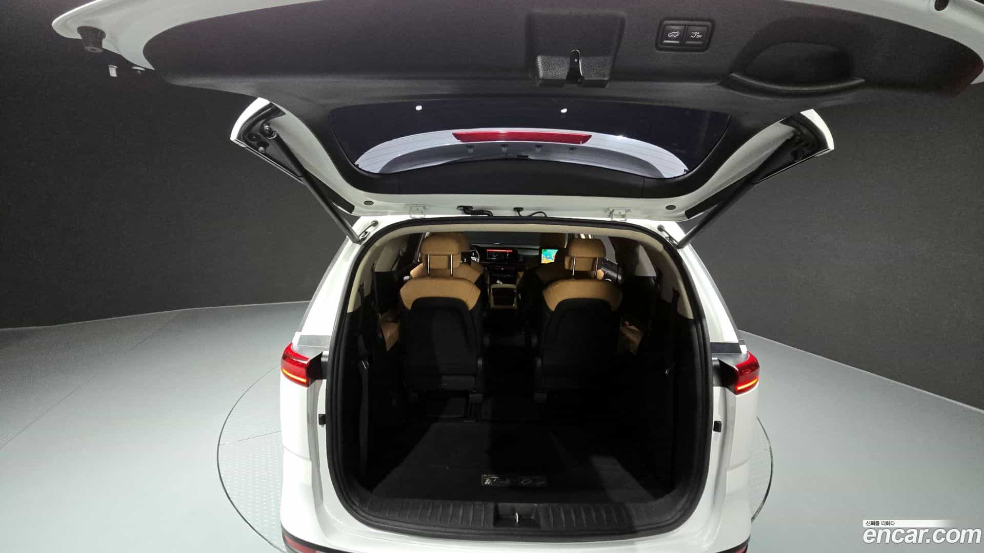 Canival Kia 2023.1-OPTION-024