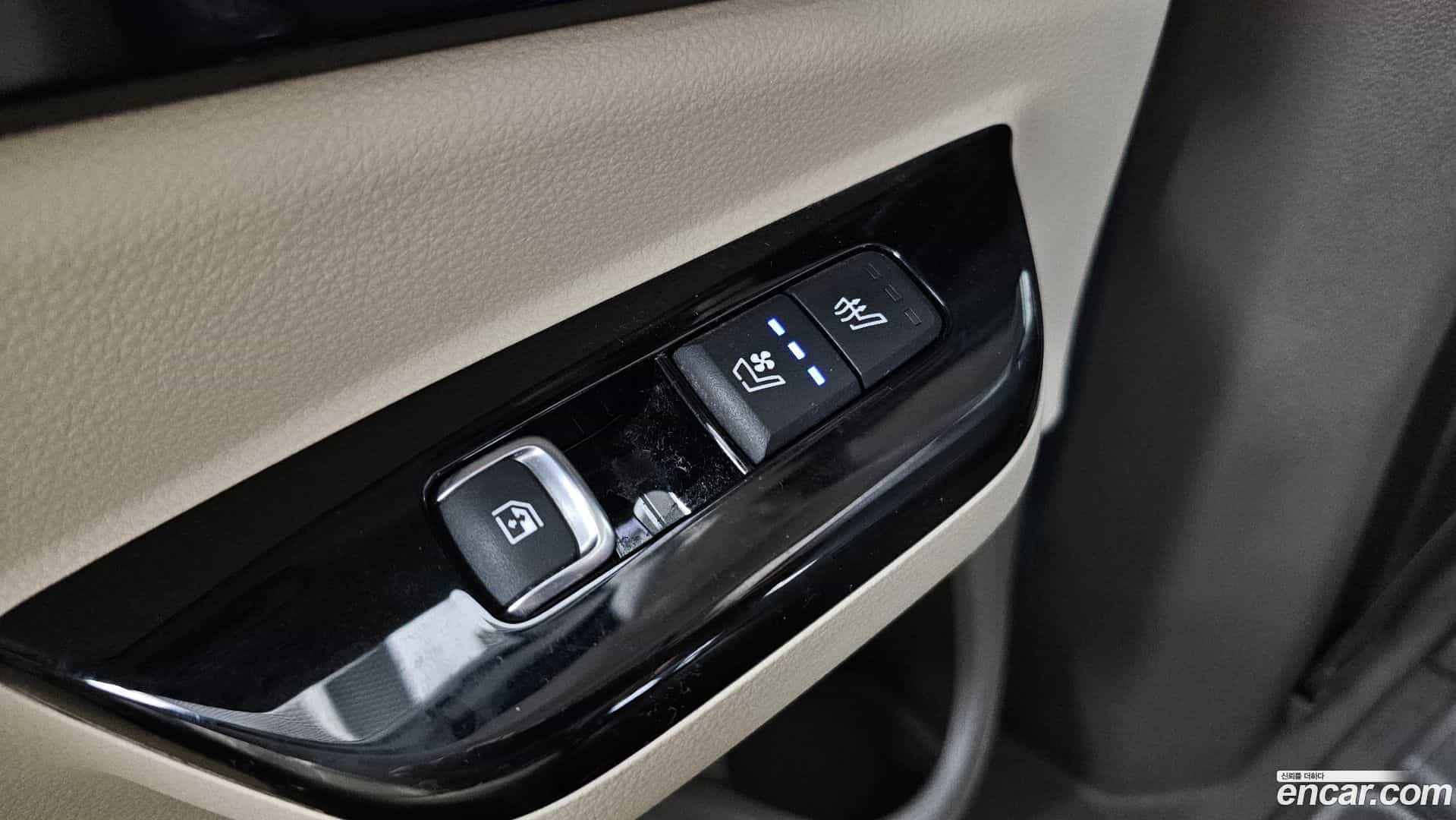 Canival Kia 2021.1-OPTION-023