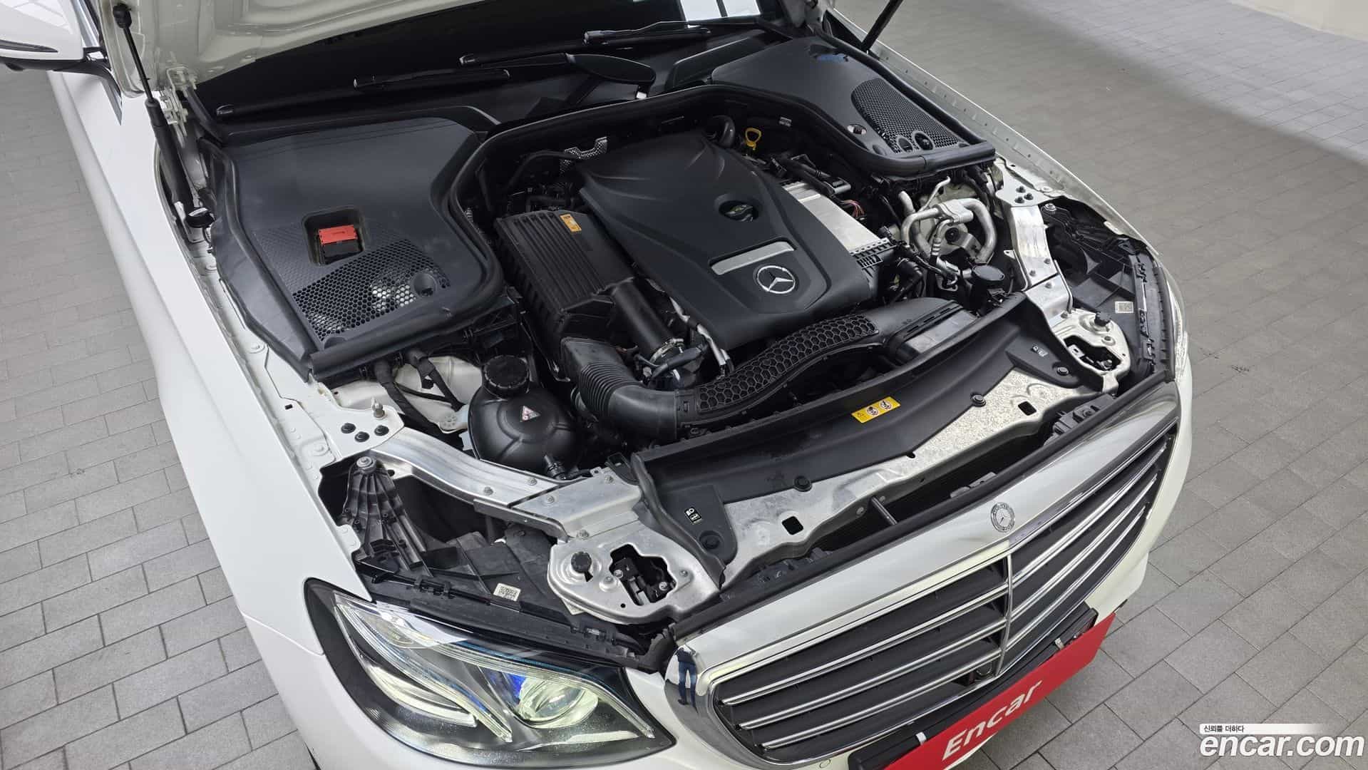 E-Class Mercedes-Benz 2017.1-OUTER-006
