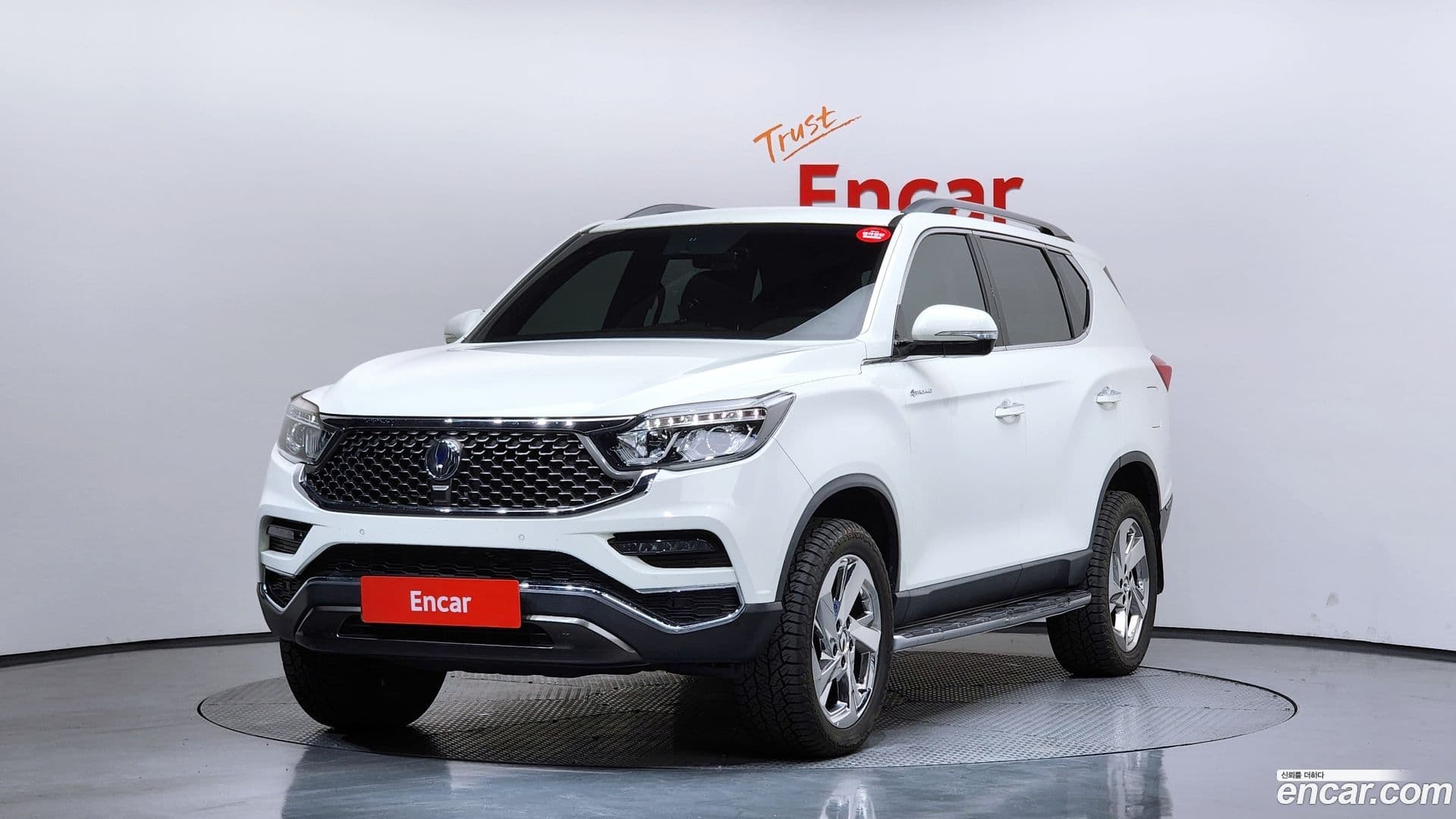 Main__Slider__Photo:Rexton KG Mobility 2020.6-0