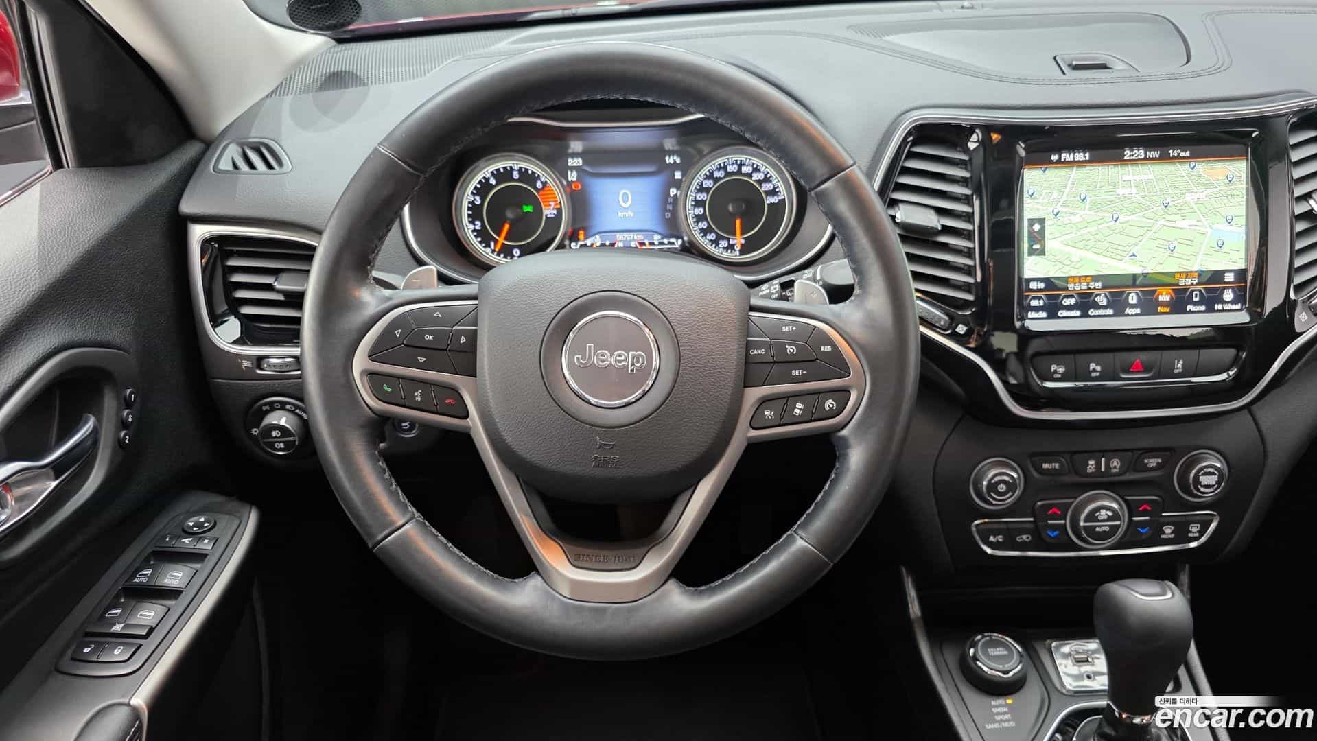 Cherokee Jeep 2020.3-OPTION-017