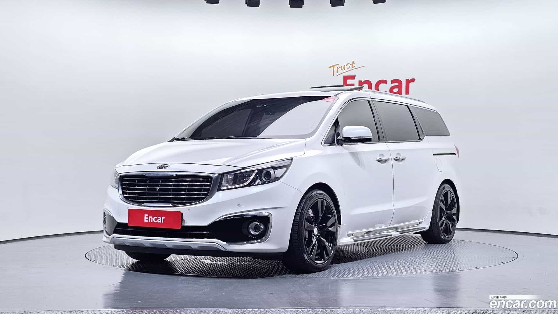 Canival Kia 2015.9-OUTER-001