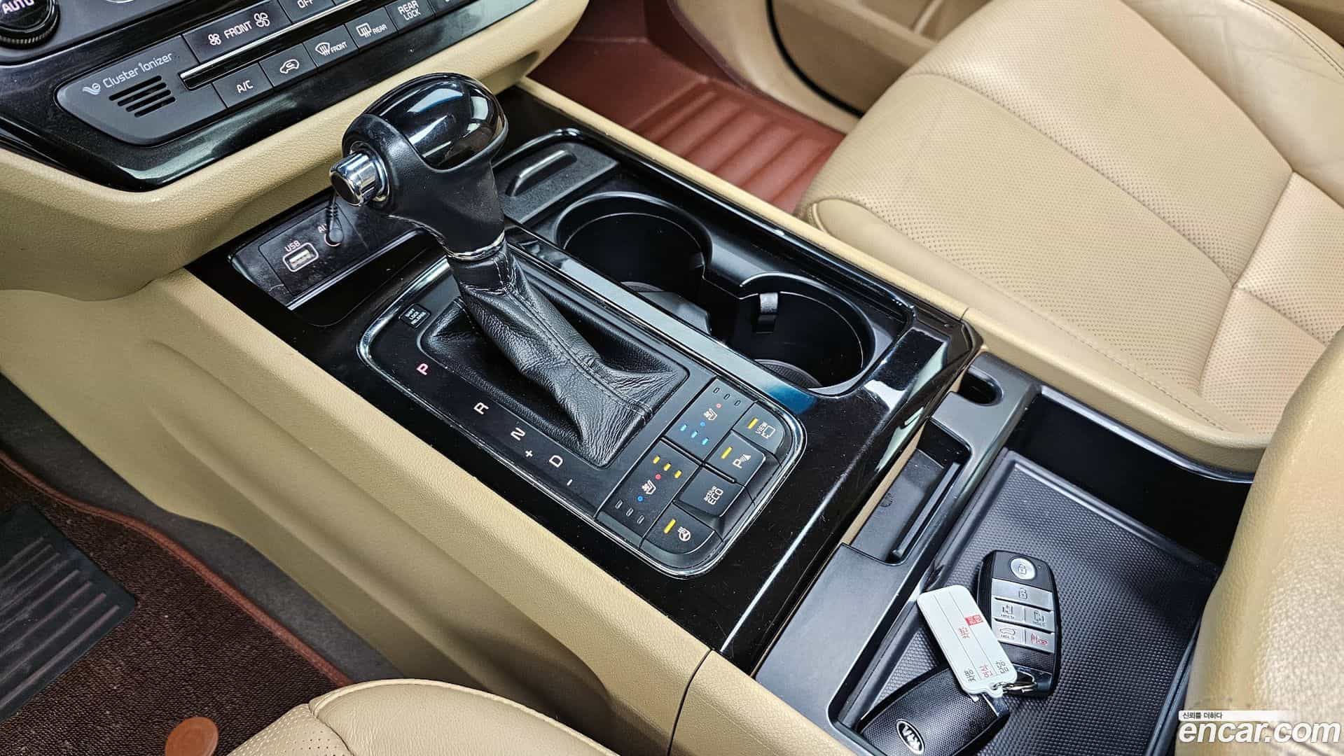 Canival Kia 2015.9-INNER-009