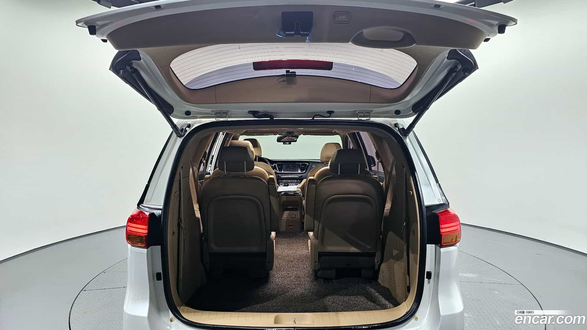 Canival Kia 2015.9-OPTION-024