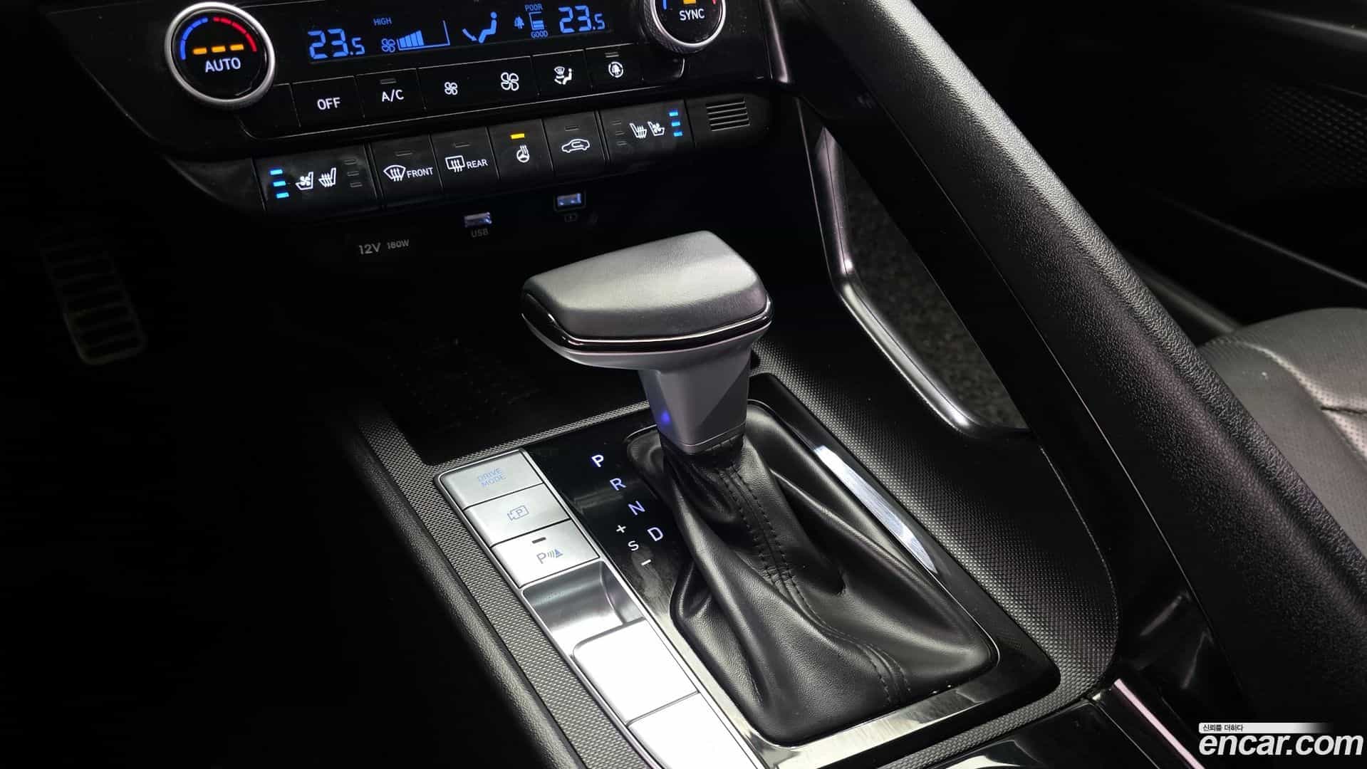 AVANTE Hyundai 2021.11-INNER-009