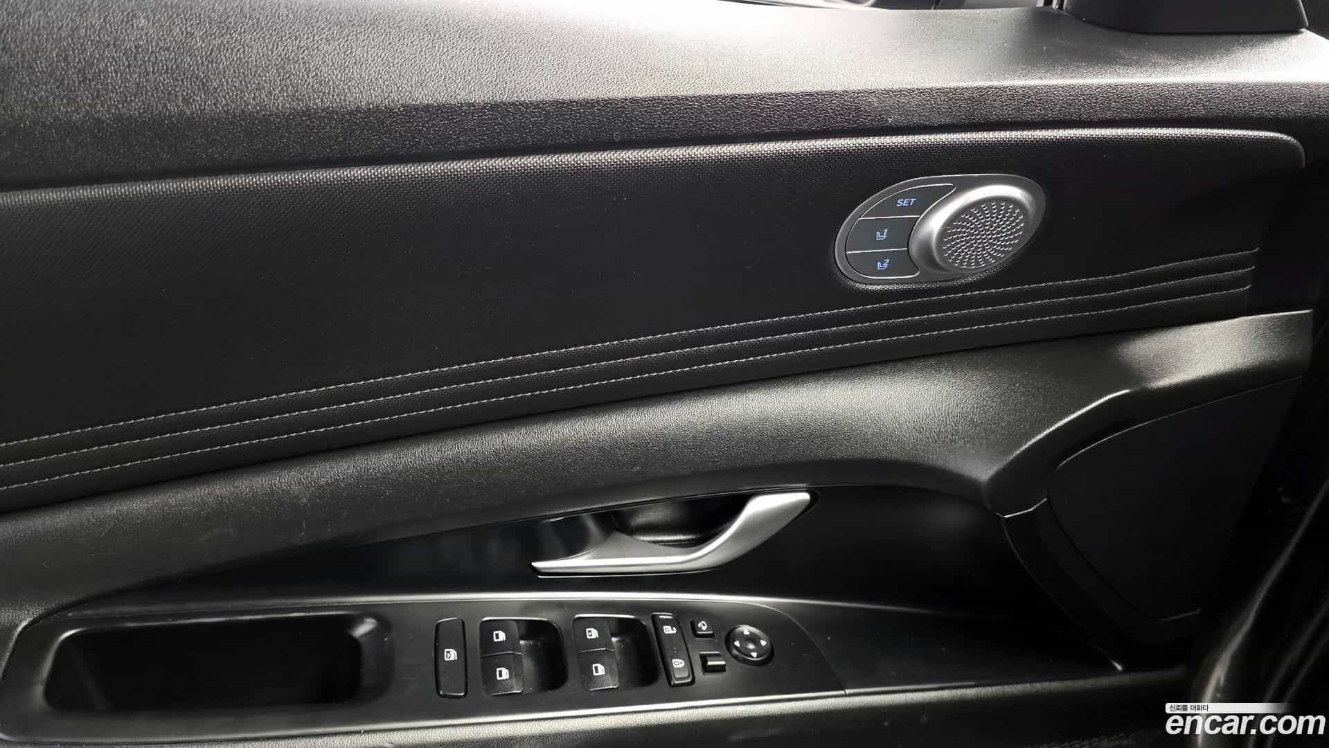 AVANTE Hyundai 2021.11-OPTION-023