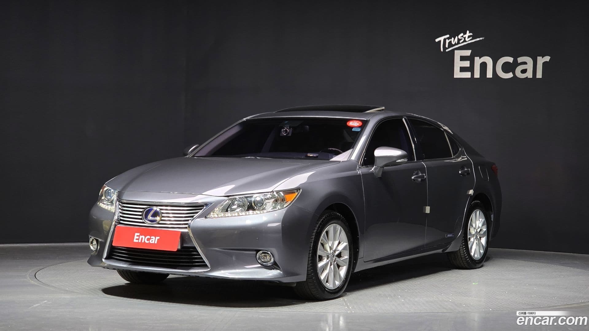 Main__Slider__Photo:ES Lexus 2014.7-0