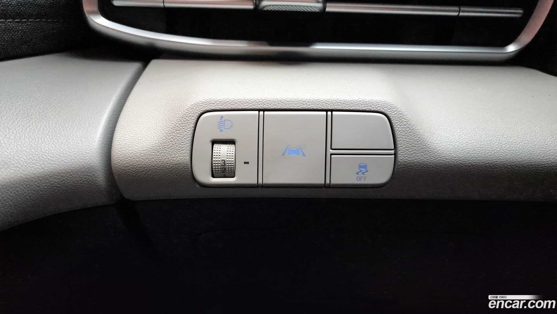 AVANTE Hyundai 2020.8-OPTION-023
