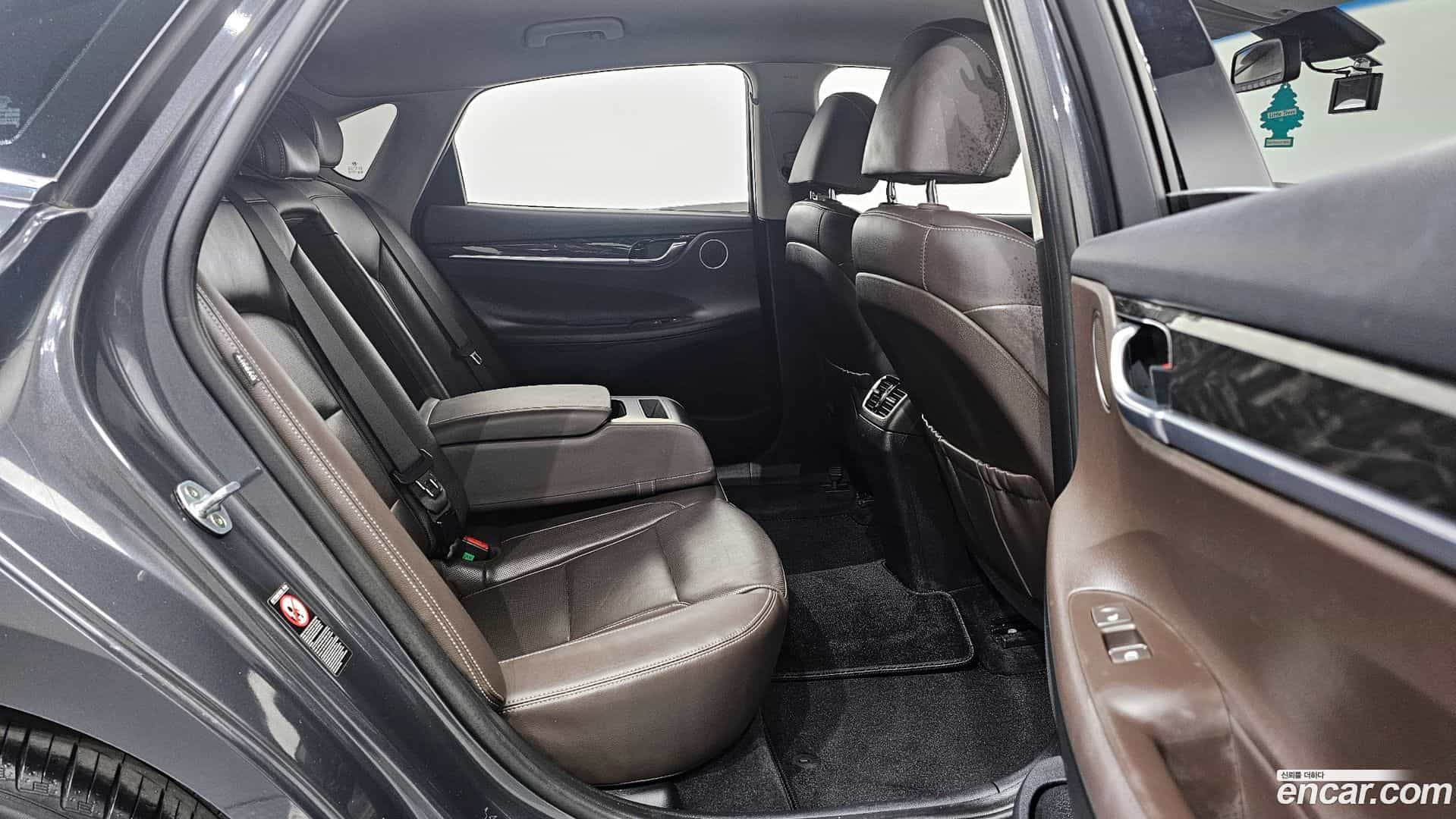 Grandeur Hyundai 2018.11-OPTION-016