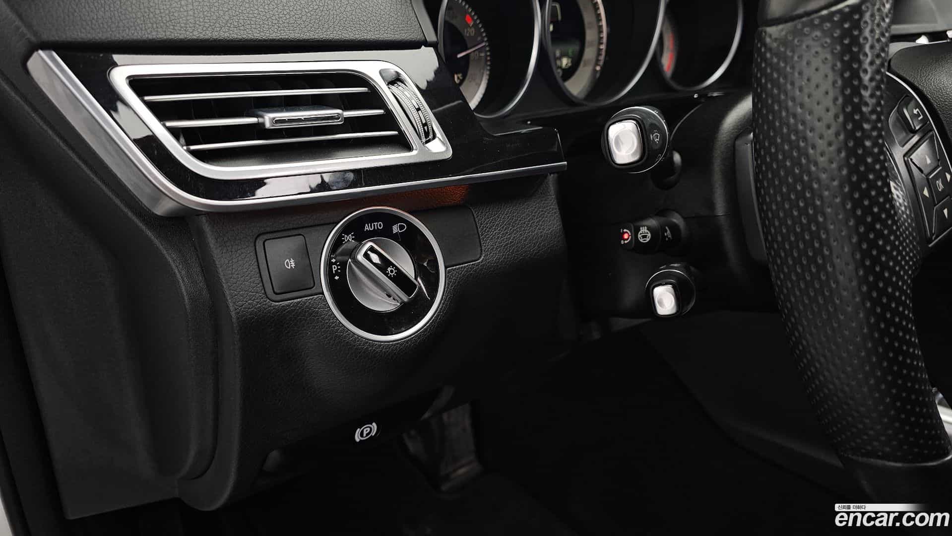 E-Class Mercedes-Benz 2014.2-OPTION-021