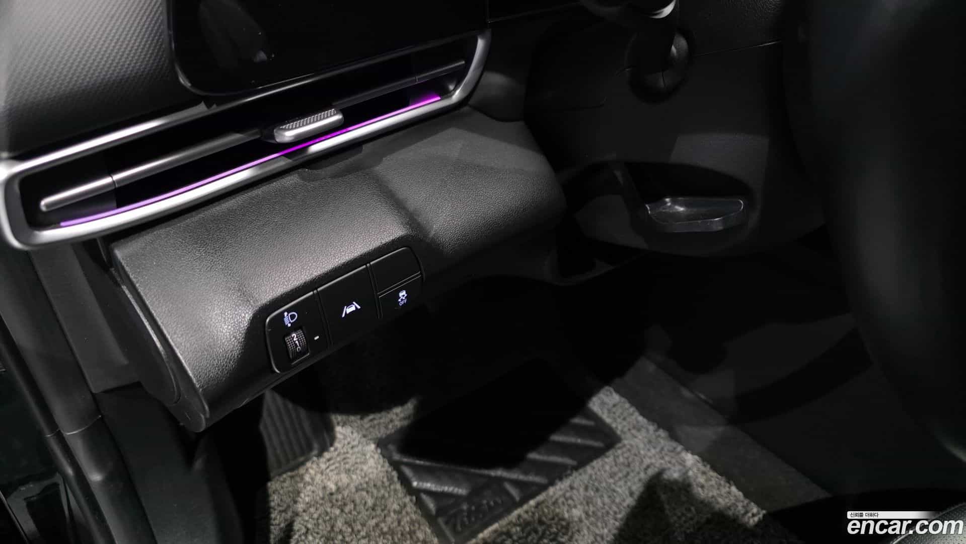 AVANTE Hyundai 2021.2-OPTION-021