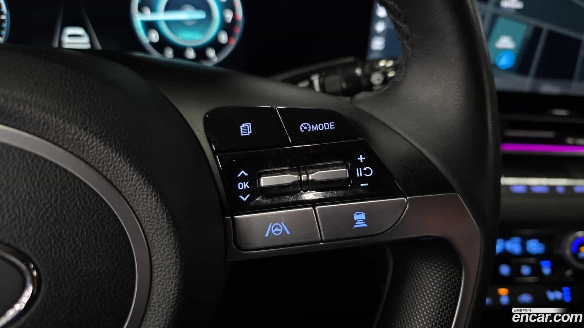AVANTE Hyundai 2021.2-OPTION-022