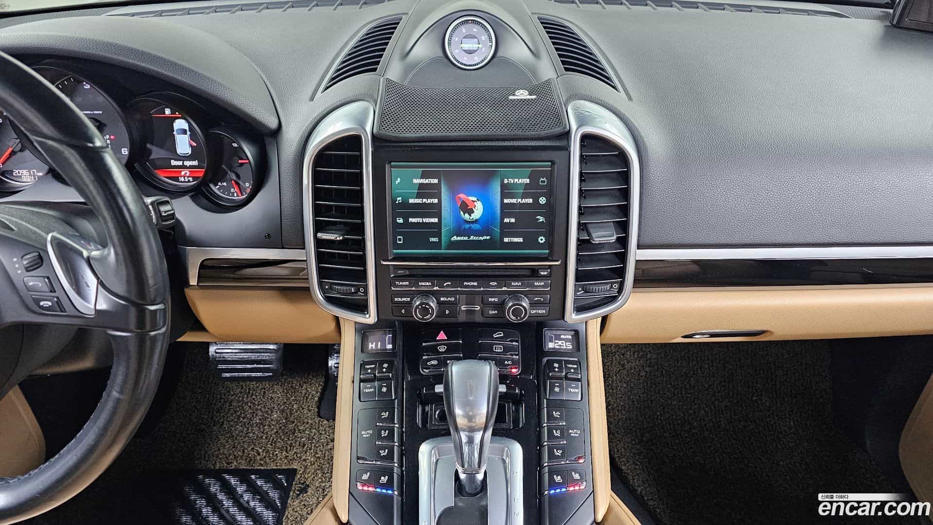 Cayenne Porsche 2014.9-OPTION-018